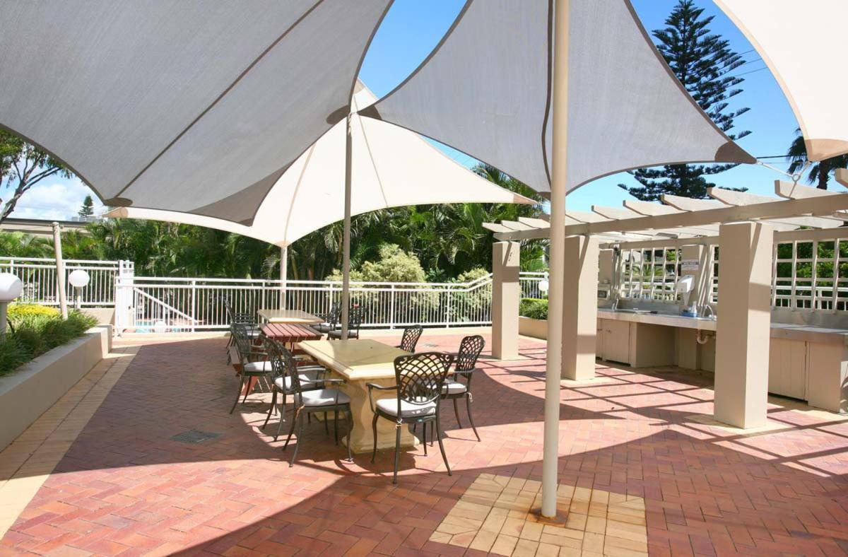 Ocean Sands Resort Gold Coast Buitenkant foto