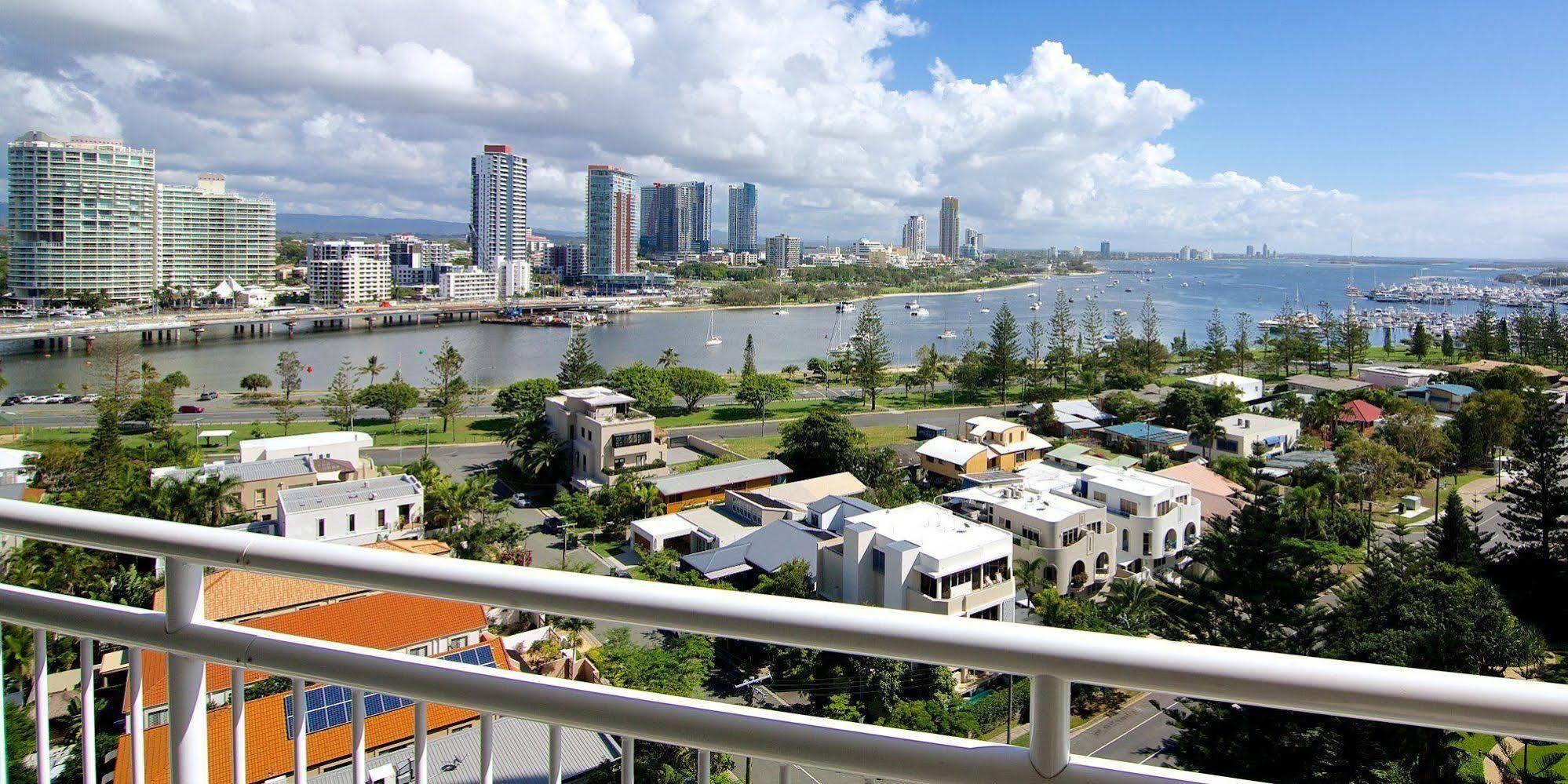 Ocean Sands Resort Gold Coast Buitenkant foto
